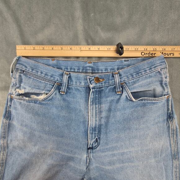 Vintage Wrangler 82611NV Boot Cut Western Cowboy Distressed Thrashed Denim 32x31 - Picture 7 of 13